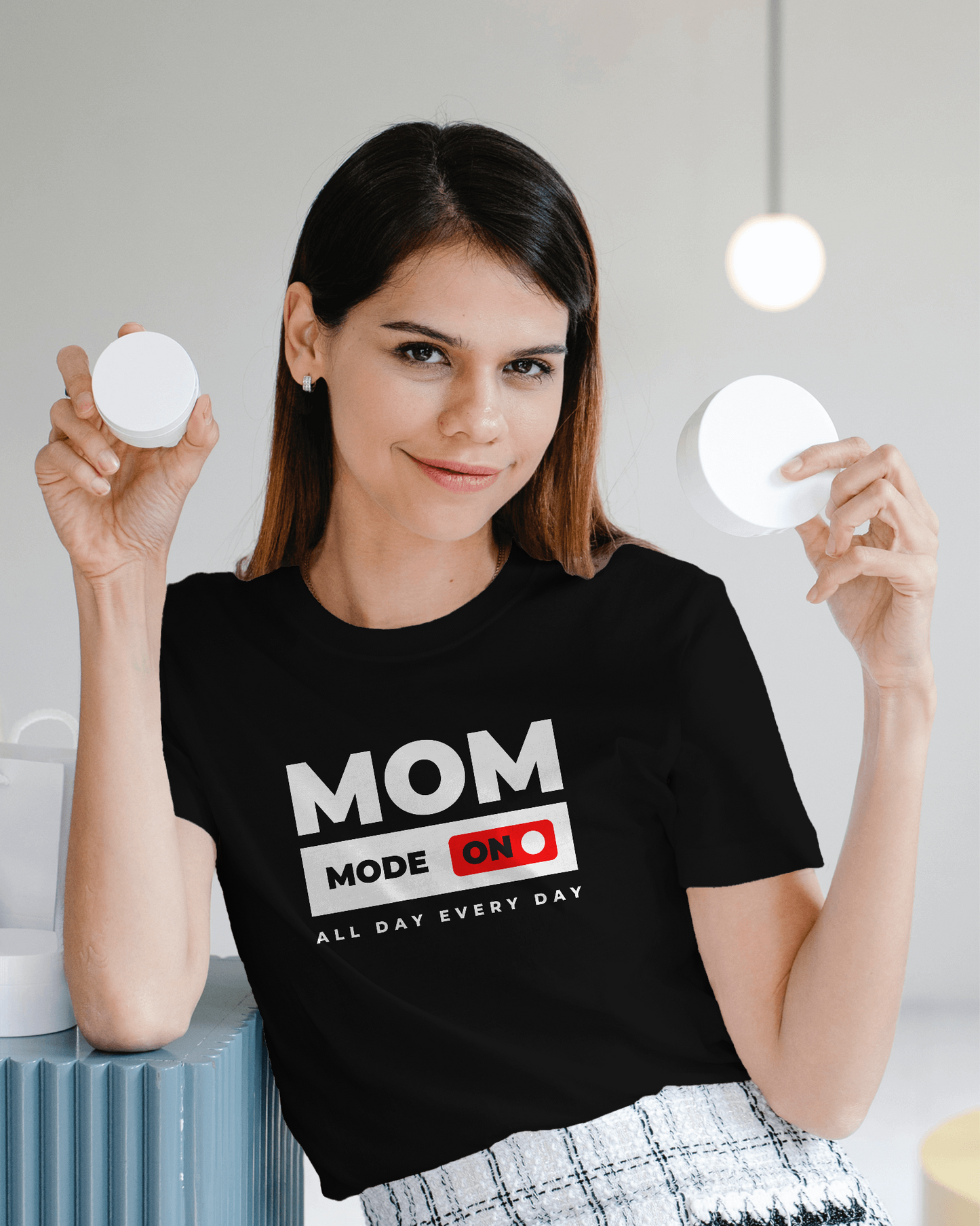 Mom's T-Shirt - Mom Mode On